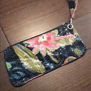 Hobo clutch in floral print